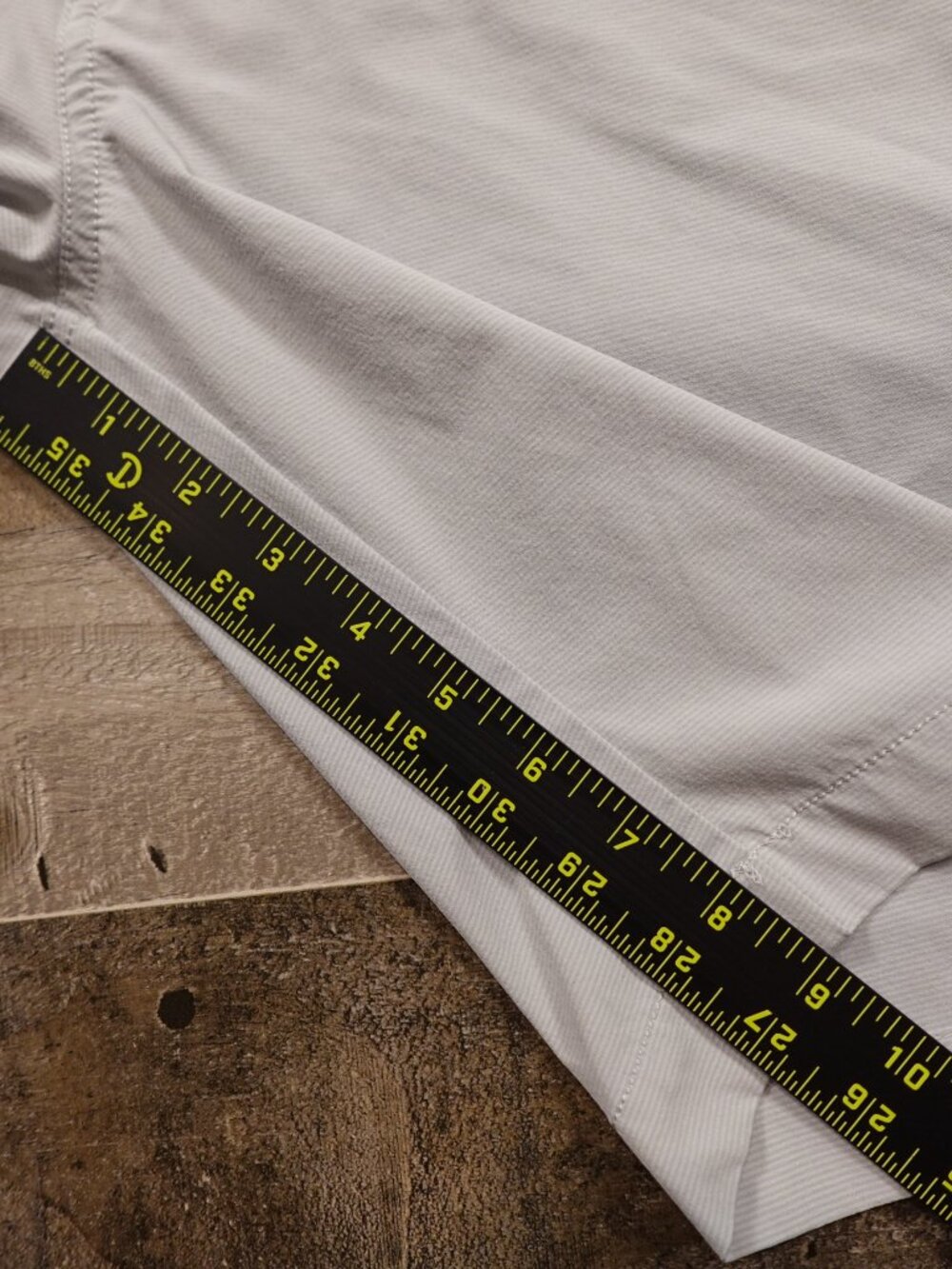 Travis Mathew Golf Shorts Men’s 32 Gray Stretch Performance Casual 9” Inseam - Picture 6 of 11